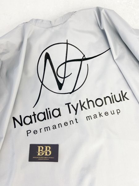 Пеньюар-накидка для клієнта з логотипом &laquo;Permanent makeup&raquo; / плащівка СОП4 фото