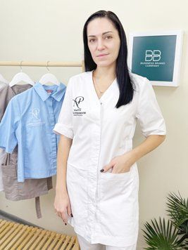 Жіночий халат з логотипом для косметолога Cosmetologi NP ББХМ9 фото
