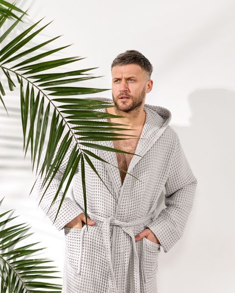 Чоловічий вафельний халат з капюшоном світло-сірий ВХЧ7 фото