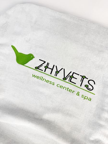 Махровий чохол на кушетку з логотипом &laquo;Zhyvets&raquo; БрЧ4 фото